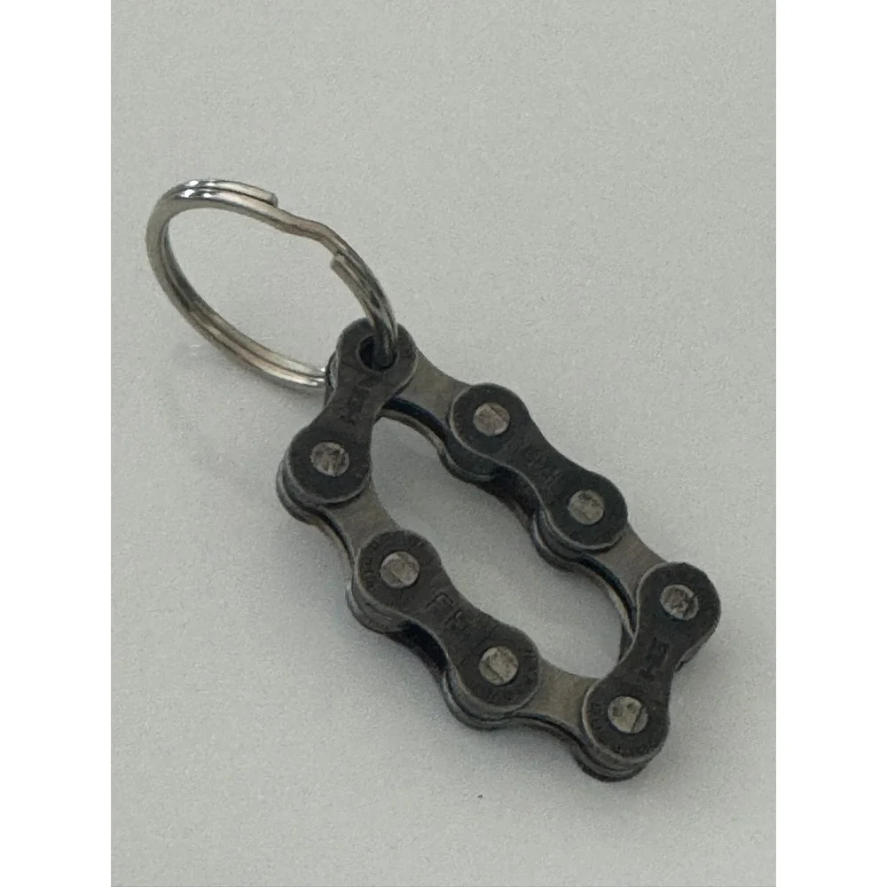 Upcycled Bicycle Chain Loop Keychain Silver Tone Industrial Cyclist Gift HG VIA‎